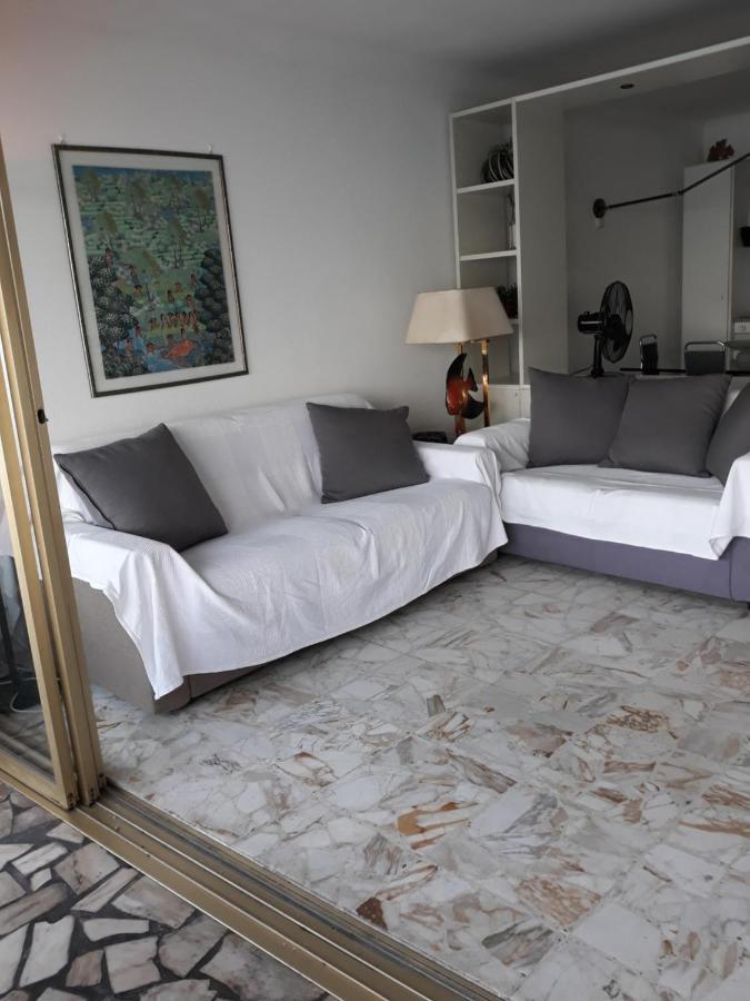 Flat Rossi Apartment Ментона Екстериор снимка