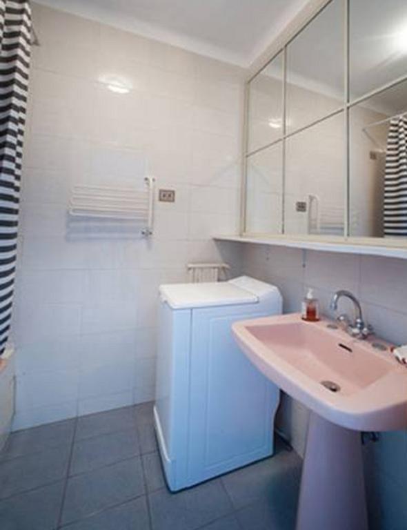 Flat Rossi Apartment Ментона Стая снимка